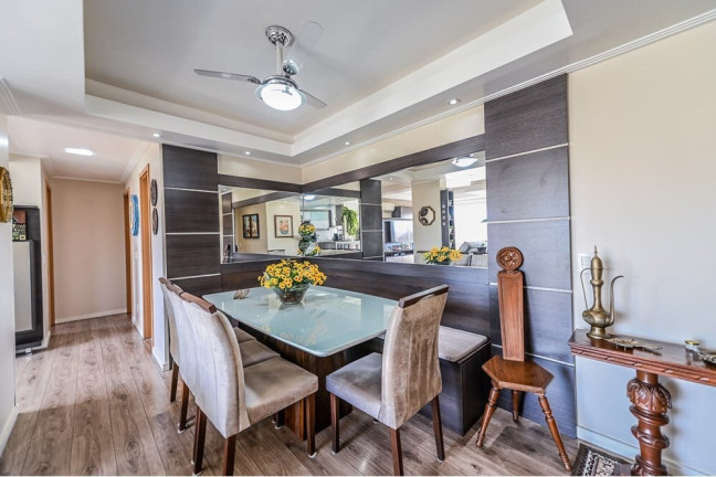 Apartamento com 2 Quartos à Venda, 83 m² em Jardim Lindóia - Porto Alegre