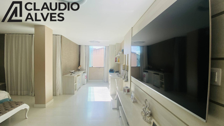 Imagem Casa de Condomínio com 5 Quartos à Venda, 500 m² em Parque Ipê - Feira De Santana