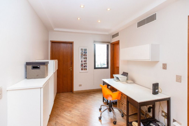Imagem Apartamento com 3 Quartos à Venda, 220 m² em Moema - São Paulo Imagem Apartamento com 3 Quartos à Venda, 220 m² em Moema - São Paulo