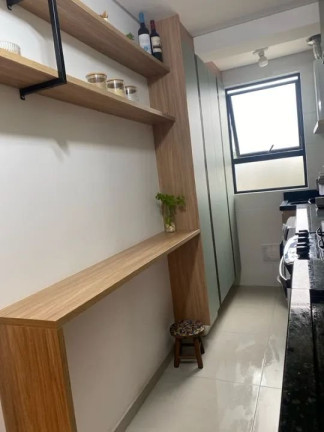 Imagem Apartamento com 2 Quartos à Venda, 52 m² em Tingui - Curitiba