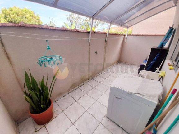 Imagem Casa de Condomínio com 1 Quarto à Venda, 42 m²