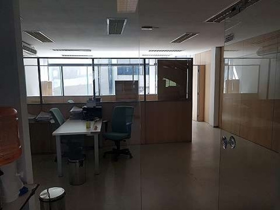 Imagem Casa para Alugar, 762 m² em Alphaville Industrial - Barueri Imagem Casa para Alugar, 762 m² em Alphaville Industrial - Barueri