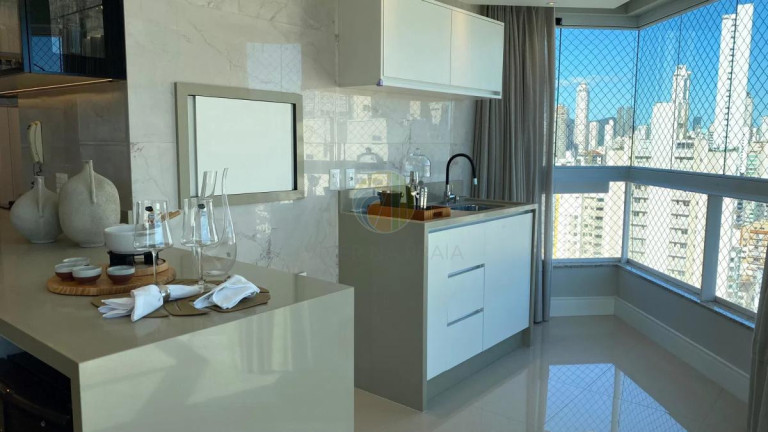 Imagem Apartamento com 3 Quartos à Venda, 136 m² em Centro - Balneário Camboriú