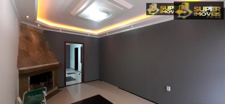 Imagem Casa com 6 Quartos à Venda, 300 m² em Fragata - Pelotas Imagem Casa com 6 Quartos à Venda, 300 m² em Fragata - Pelotas