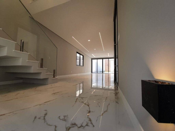 Imagem Casa com 3 Quartos à Venda, 330 m² em Alphaville 3 - Santana De Parnaíba Imagem Casa com 3 Quartos à Venda, 330 m² em Alphaville 3 - Santana De Parnaíba