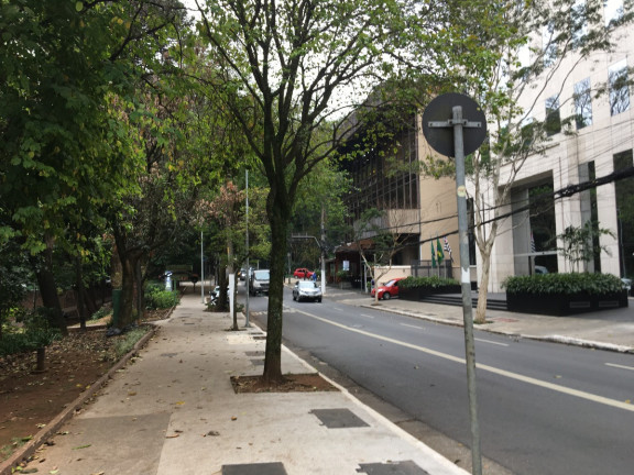 Foto do imóvel Ponto Comercial à Venda, 32 m² em Cerqueira César - São Paulo