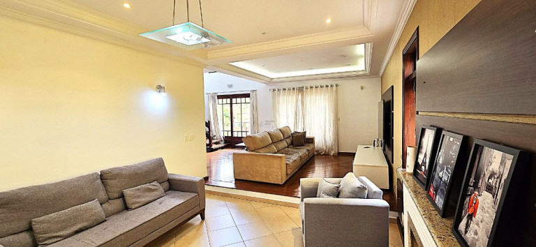 Casa com 4 Quartos à Venda, 457 m² em Rio Pequeno - São Paulo
