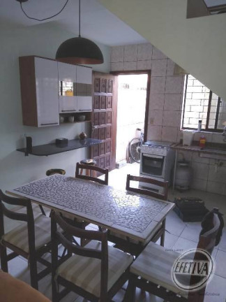 Imagem Sobrado com 2 Quartos à Venda, 67 m² em Balneário Ipacaraí - Matinhos Imagem Sobrado com 2 Quartos à Venda, 67 m² em Balneário Ipacaraí - Matinhos