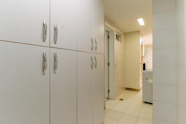 Imagem Apartamento com 2 Quartos à Venda, em Copacabana - Rio De Janeiro Imagem Apartamento com 2 Quartos à Venda, em Copacabana - Rio De Janeiro