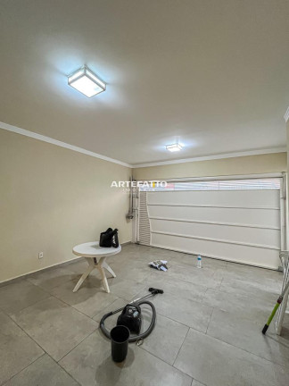 Imagem Casa com 3 Quartos à Venda, 175 m²