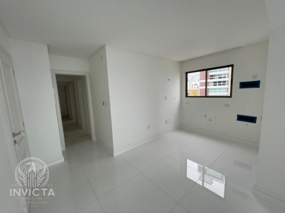 Imagem Apartamento com 3 Quartos à Venda, 110 m² em Centro - Balneário Camboriú Imagem Apartamento com 3 Quartos à Venda, 110 m² em Centro - Balneário Camboriú