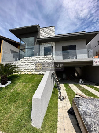 Casa com 3 Quartos à Venda, 200 m² em Rio Abaixo - Atibaia
