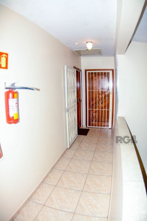 Imagem Imóvel com 2 Quartos à Venda, em Cristal - Porto Alegre Imagem Imóvel com 2 Quartos à Venda, em Cristal - Porto Alegre