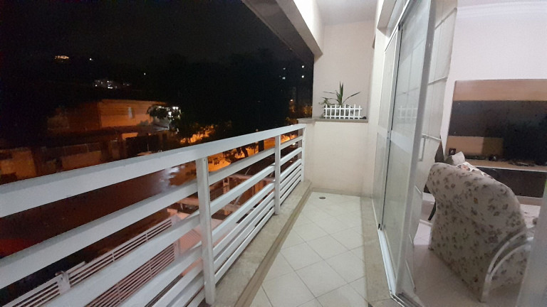 Imagem Casa com 3 Quartos à Venda, 164 m² em Marapé - Santos