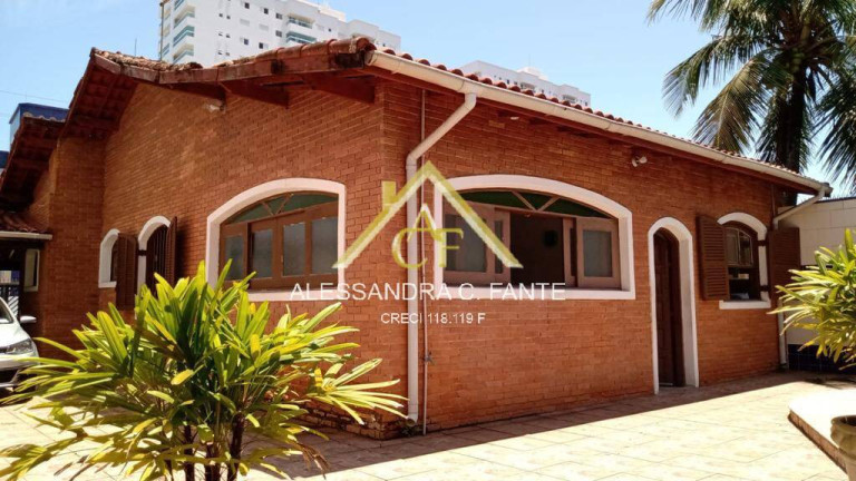 Casa com 3 Quartos à Venda, 308 m² em Jardim Praia Grande - Mongaguá
