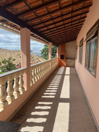 Casa com 2 Quartos para Alugar, 86 m² em Vila Capri - Araruama
