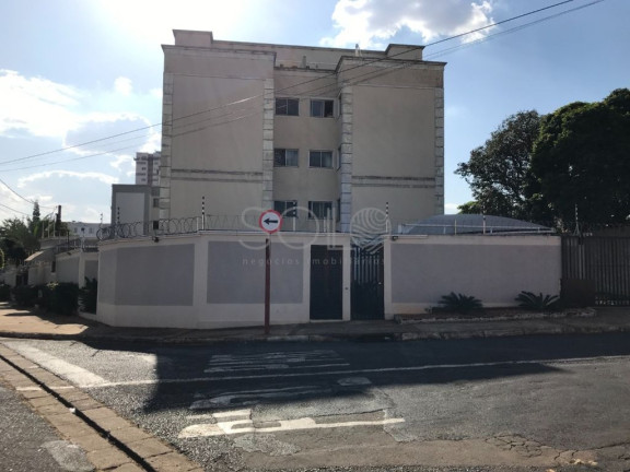 Imagem Apartamento com 2 Quartos para Alugar, 60 m² em Centro - Araraquara Imagem Apartamento com 2 Quartos para Alugar, 60 m² em Centro - Araraquara