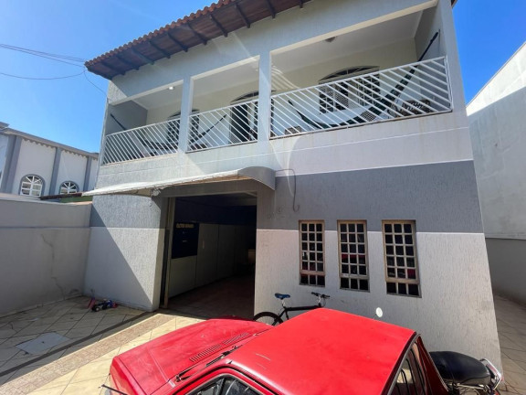 Imagem Casa com 4 Quartos à Venda, 320 m² em Conjunto Cafezal 4 - Londrina Imagem Casa com 4 Quartos à Venda, 320 m² em Conjunto Cafezal 4 - Londrina