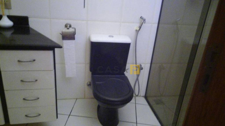 Imagem Casa com 3 Quartos à Venda, 220 m² em Chácara Rodrigues - Americana