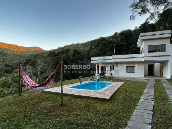 Casa com 3 Quartos à Venda, 1.000 m² em Albuquerque - Teresópolis