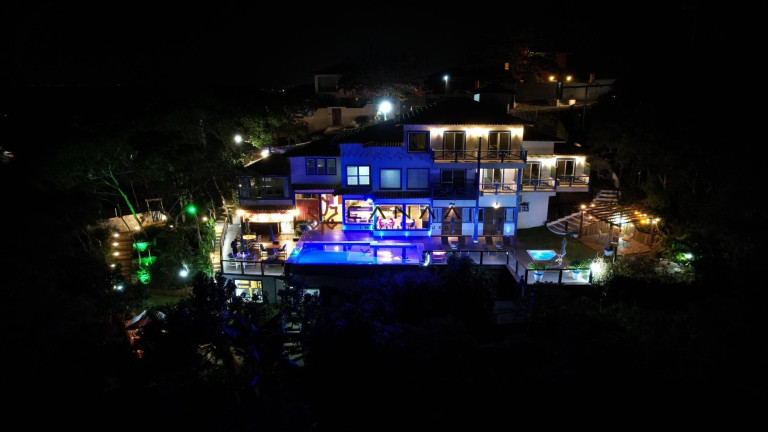 Imagem Imóvel Comercial à Venda, 749 m² em Alto De Búzios - Armação Dos Búzios Imagem Imóvel Comercial à Venda, 749 m² em Alto De Búzios - Armação Dos Búzios