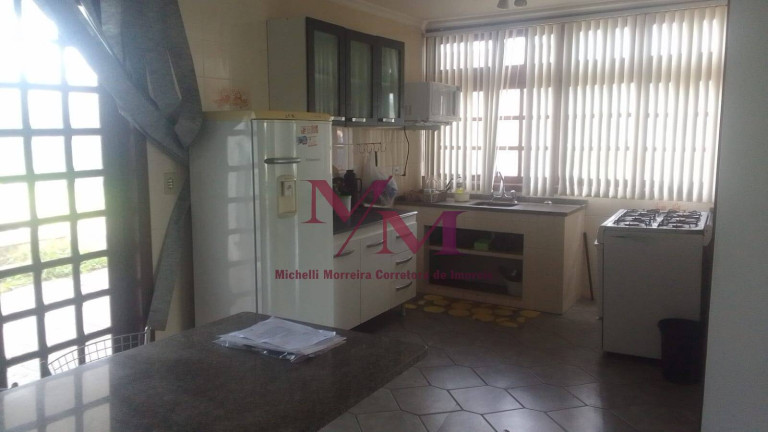 Imagem Sobrado com 3 Quartos à Venda, 360 m² em Nereidas - Guaratuba