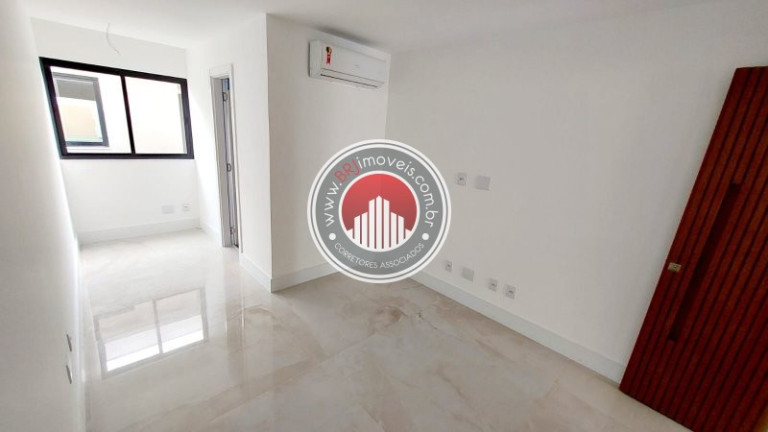 Imagem Casa com 4 Quartos à Venda, 310 m² em Recreio Dos Bandeirantes - Rio De Janeiro Imagem Casa com 4 Quartos à Venda, 310 m² em Recreio Dos Bandeirantes - Rio De Janeiro