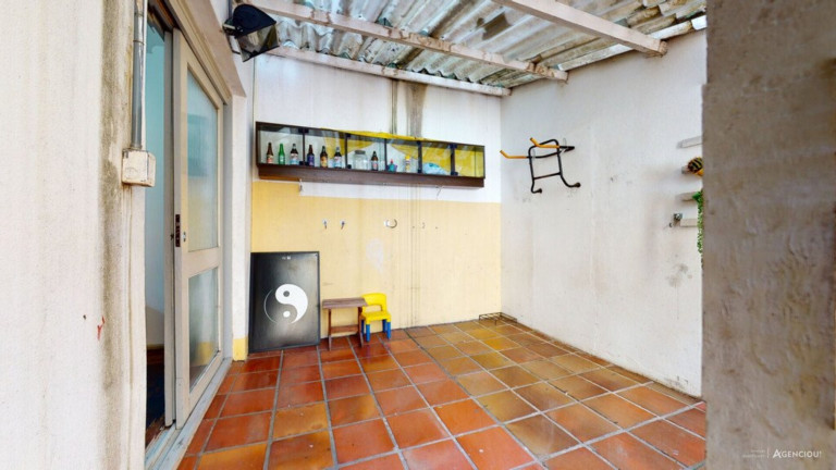 Imagem Imóvel com 3 Quartos à Venda, 76 m² em Petrópolis - Porto Alegre