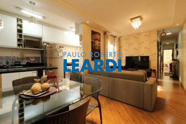 Apartamento com 2 Quartos à Venda, 66 m² em Vila Pinheirinho - Santo André
