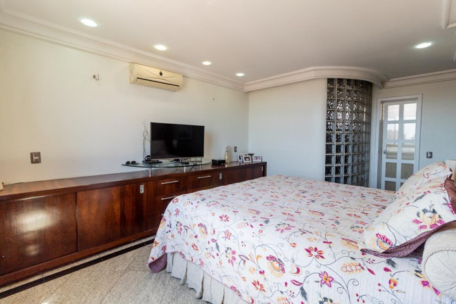 Imagem Apartamento com 4 Quartos à Venda, 247 m² em Meireles - Fortaleza