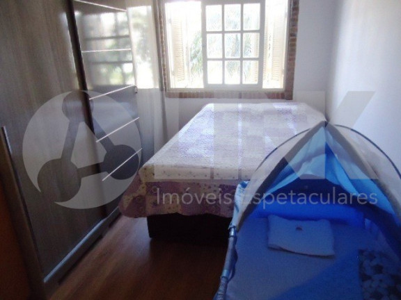 Imagem Casa com 3 Quartos à Venda, 200 m² em Jardim Itu - Porto Alegre Imagem Casa com 3 Quartos à Venda, 200 m² em Jardim Itu - Porto Alegre