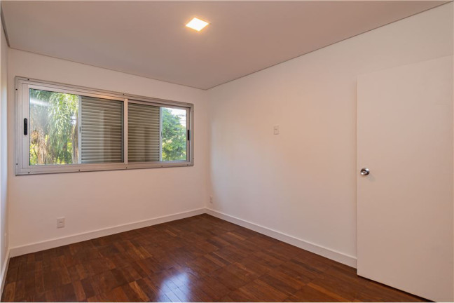 Imagem Apartamento com 3 Quartos à Venda, 129 m² em Bela Vista - Porto Alegre