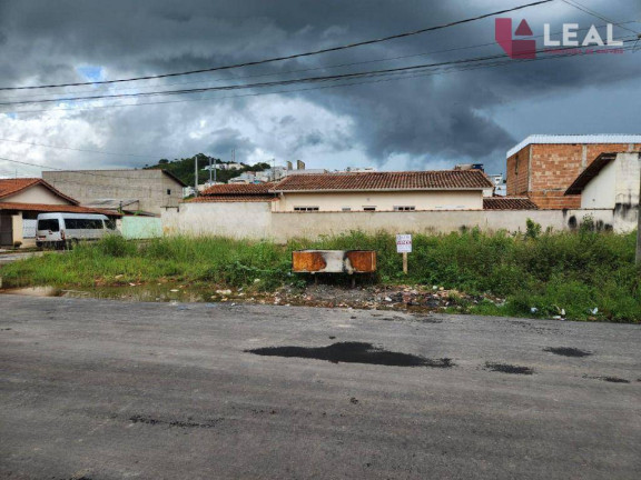 Imagem Terreno à Venda, 281 m² em São Pedro - Pouso Alegre