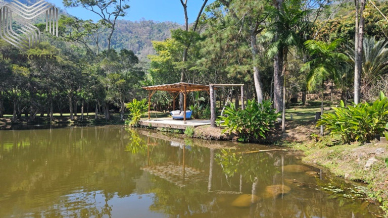 Imagem Imóvel com 8 Quartos à Venda, 2.500 m² em Amparo - Nova Friburgo Imagem Imóvel com 8 Quartos à Venda, 2.500 m² em Amparo - Nova Friburgo