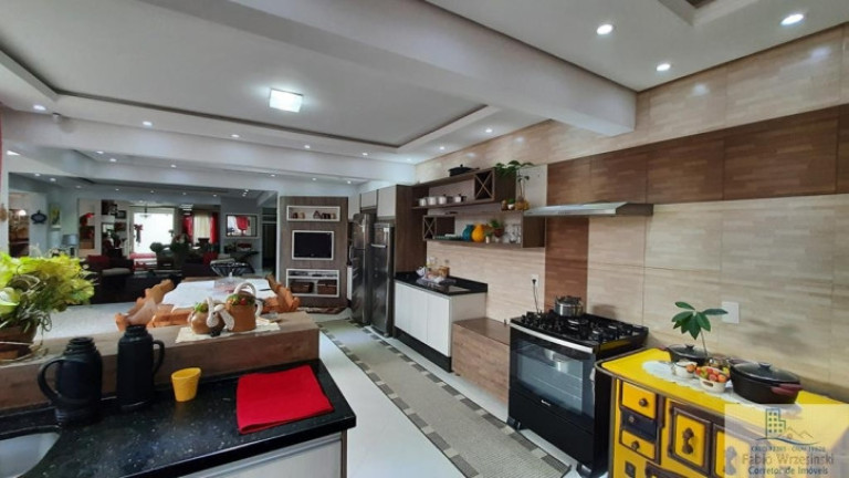 Imagem Sobrado com 6 Quartos à Venda, 750 m² em Centro - Itapoá
