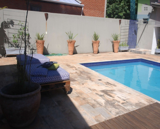 Imagem Imóvel com 3 Quartos à Venda, 1.000 m² em Jardim Celeste - Jundiaí