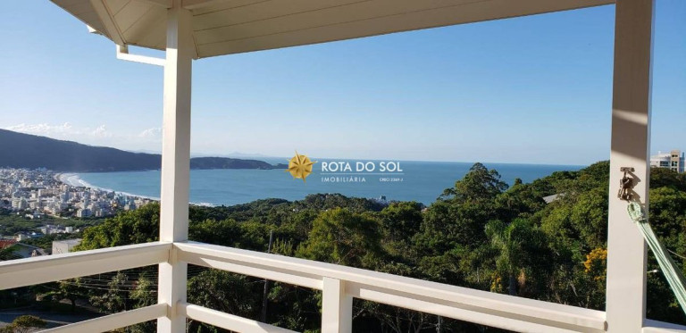 Imagem Casa de Condomínio com 4 Quartos à Venda, 323 m² em Centro - Bombinhas