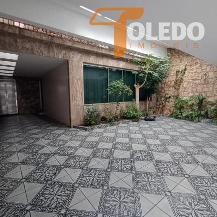 Imagem Casa com 3 Quartos à Venda, 292 m² em Vila Santo Estevão - São Paulo