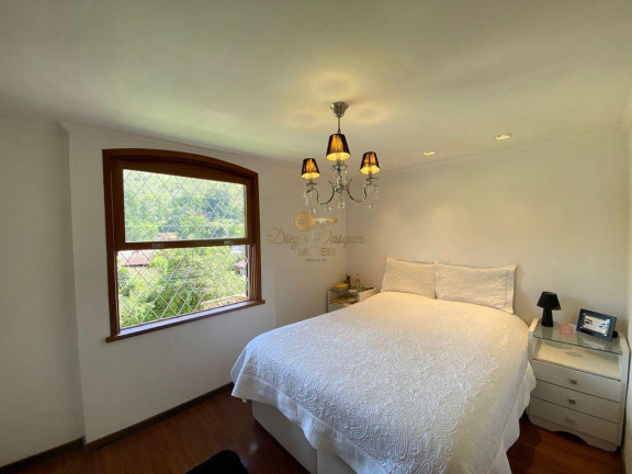 Imagem Casa com 6 Quartos à Venda, 300 m² em Albuquerque - Teresópolis Imagem Casa com 6 Quartos à Venda, 300 m² em Albuquerque - Teresópolis