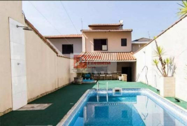 Sobrado com 4 Quartos à Venda, 300 m² em Vila Curuçá - Santo André