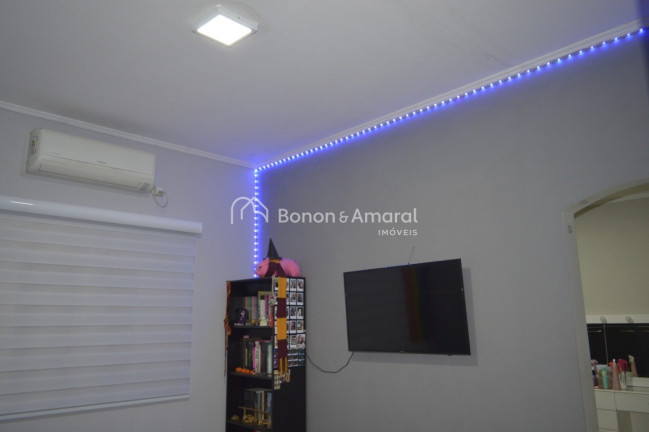 Imagem Casa com 3 Quartos à Venda, 287 m² em Vila Joaquim Inácio - Campinas Imagem Casa com 3 Quartos à Venda, 287 m² em Vila Joaquim Inácio - Campinas