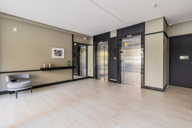 Imagem Imóvel com 3 Quartos à Venda, 130 m² em Petrópolis - Porto Alegre Imagem Imóvel com 3 Quartos à Venda, 130 m² em Petrópolis - Porto Alegre