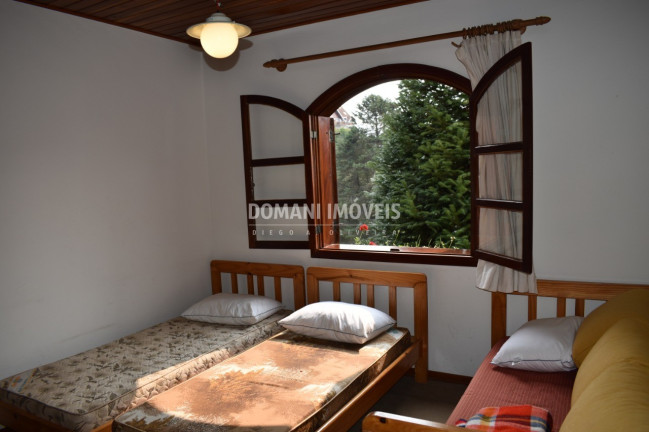Imagem Imóvel com 3 Quartos à Venda, 132 m² em Região De Capivari - Campos Do Jordão Imagem Imóvel com 3 Quartos à Venda, 132 m² em Região De Capivari - Campos Do Jordão