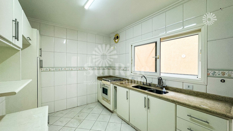 Imagem Casa com 4 Quartos para Alugar, 400 m² em Alpha Plus - Barueri Imagem Casa com 4 Quartos para Alugar, 400 m² em Alpha Plus - Barueri