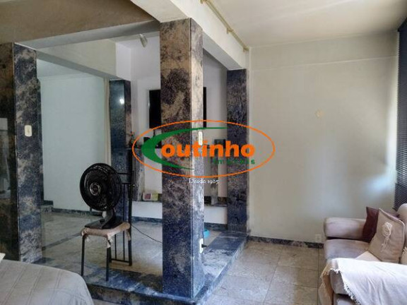 Imagem Casa com 6 Quartos à Venda, 356 m² em Grajaú - Rio De Janeiro