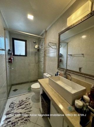 Imagem Apartamento com 4 Quartos à Venda, 178 m² em Centro - Florianópolis Imagem Apartamento com 4 Quartos à Venda, 178 m² em Centro - Florianópolis