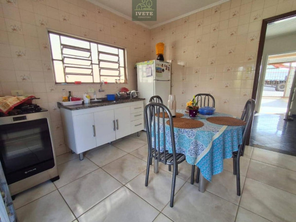 Imagem Casa com 2 Quartos à Venda, 140 m² em Lindóia