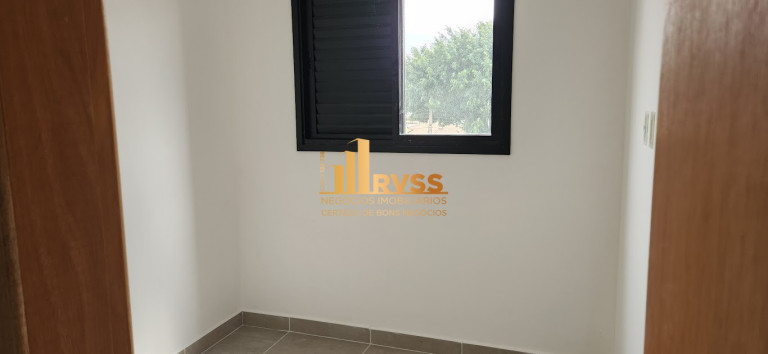 Imagem Apartamento com 2 Quartos à Venda, 39 m² em Jardim Ocara - Santo André