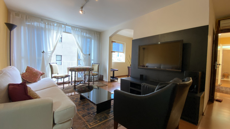 Imagem Apartamento com 2 Quartos para Alugar, 130 m² em Jardim Paulista - São Paulo