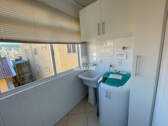 Apartamento com 2 Quartos para Alugar ou Temporada, 72 m² em Bombas - Bombinhas